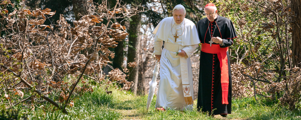 Vatican tuyệt đẹp và cuộc nói chuyện đậm chất triết học và thần học của Hai Đức Giáo hoàng. Hình trích từ film