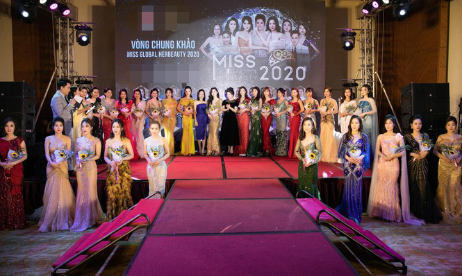 Cuộc thi Miss Global Her Beauty diễn ra sáng 5/1 nhưng không có giấy phép.