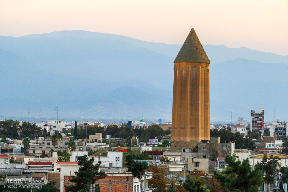 Toà tháp Gonbad-e Kavus