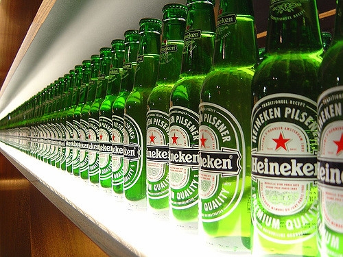 Heineken Việt Nam bị truy thu, phạt 916 tỷ đông tiền thuế. Ảnh minh họa