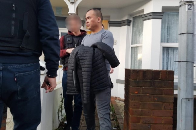 Khanh Chan bị bắt giữ tại hạt Sussex, Anh: Bexhill Observer