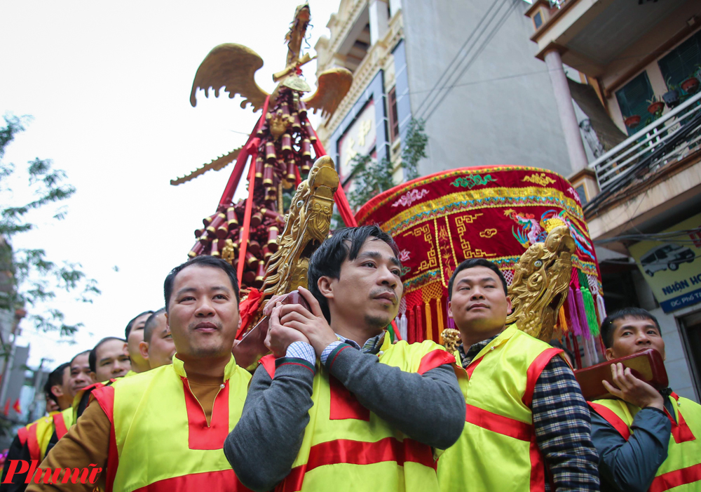 Để chuẩn bị cho lễ hội rước pháo, người dân Đồng Kỵ đã chuẩn bị trước đó gần 2 tháng với mong muốn tái hiện những nét đẹp văn hóa truyền thống, mang lại sự tươi vui phấn khởi cho người dân, cầu một năm mới làm ăn phát đạt