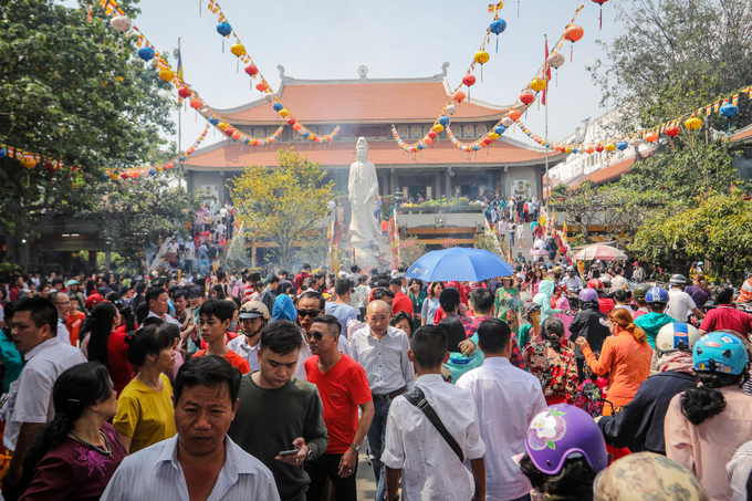 Anh thấy đi cầu khoẻ mạnh bình an mà lại lao vào nơi đông đúc dễ lây bệnh thì chẳng có tác dụng gì cả