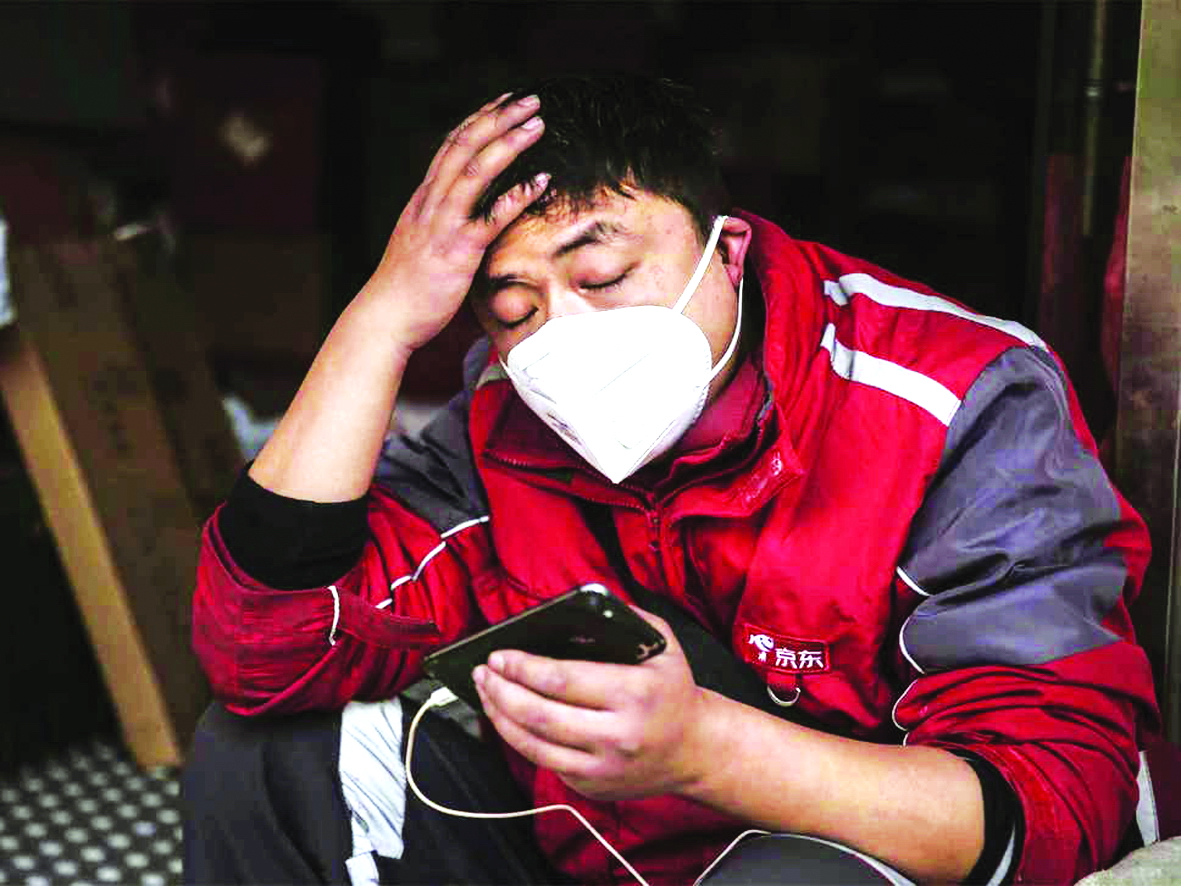 Người dân Trung Quốc mệt mỏi vì thông tin giả liên quan đến dịch bệnh viêm đường hô hấp do nCoV gây ra