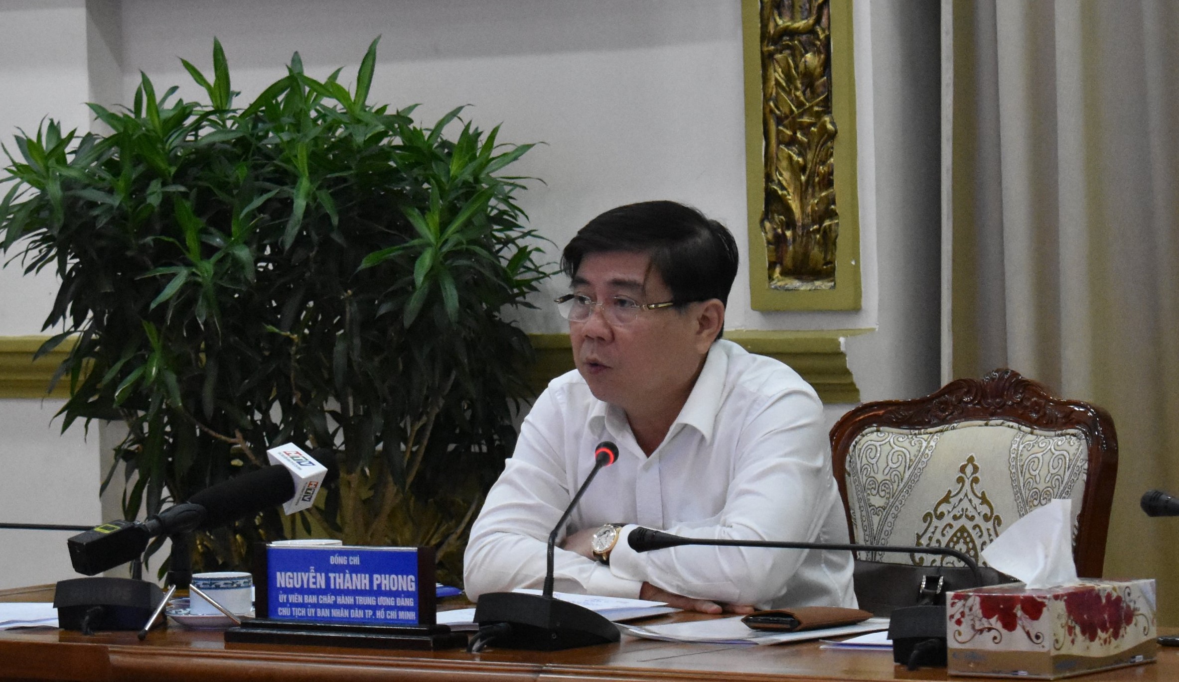 Ngày 15/3, theo yêu cầu của Chủ tịch UBND TP.HCM Nguyễn Thành Phong, tất cả các quận huyện phải xây dựng xong đề án và được UBND TP.HCM duyệt nội dung, kế hoạch triển khai thực hiện