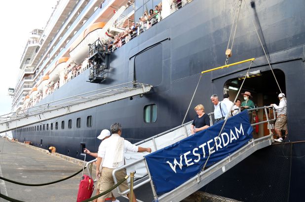 Malaysia một lần nữa khẳng định hành khách người Mỹ từ tàu Westerdam dương tính với COVID-19.