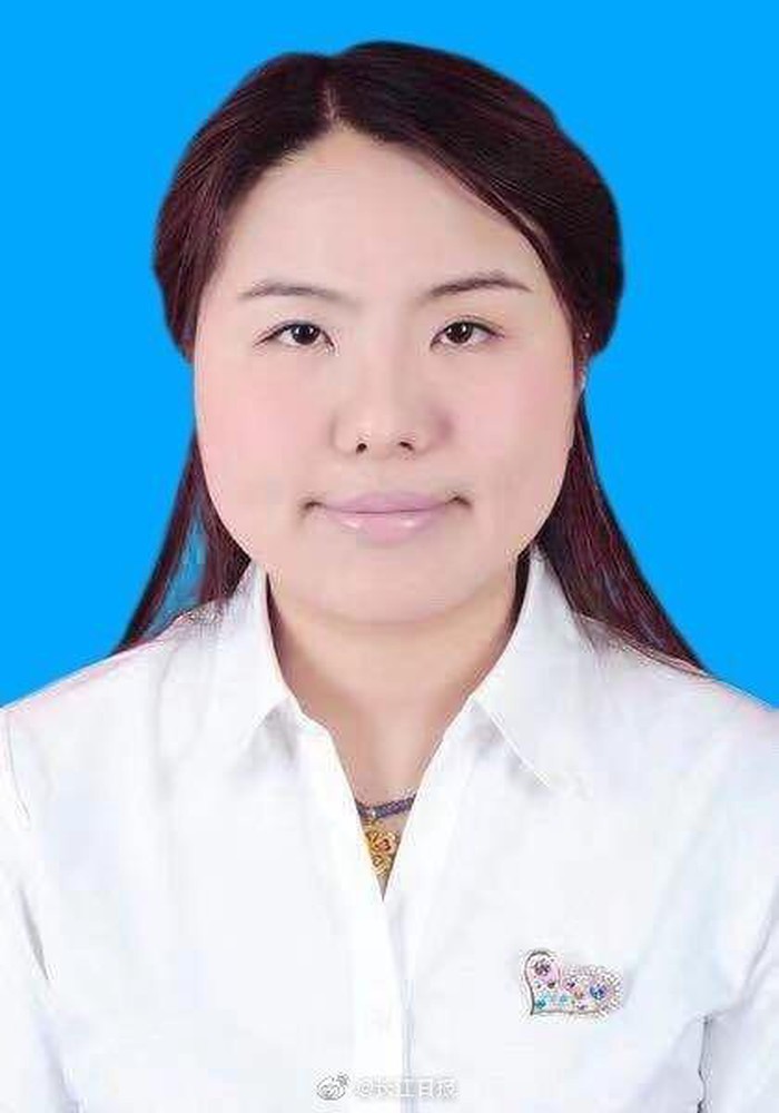 Bác sĩ Xia Sisi qua đời sau hơn một tháng chống chọi với COVID-19.