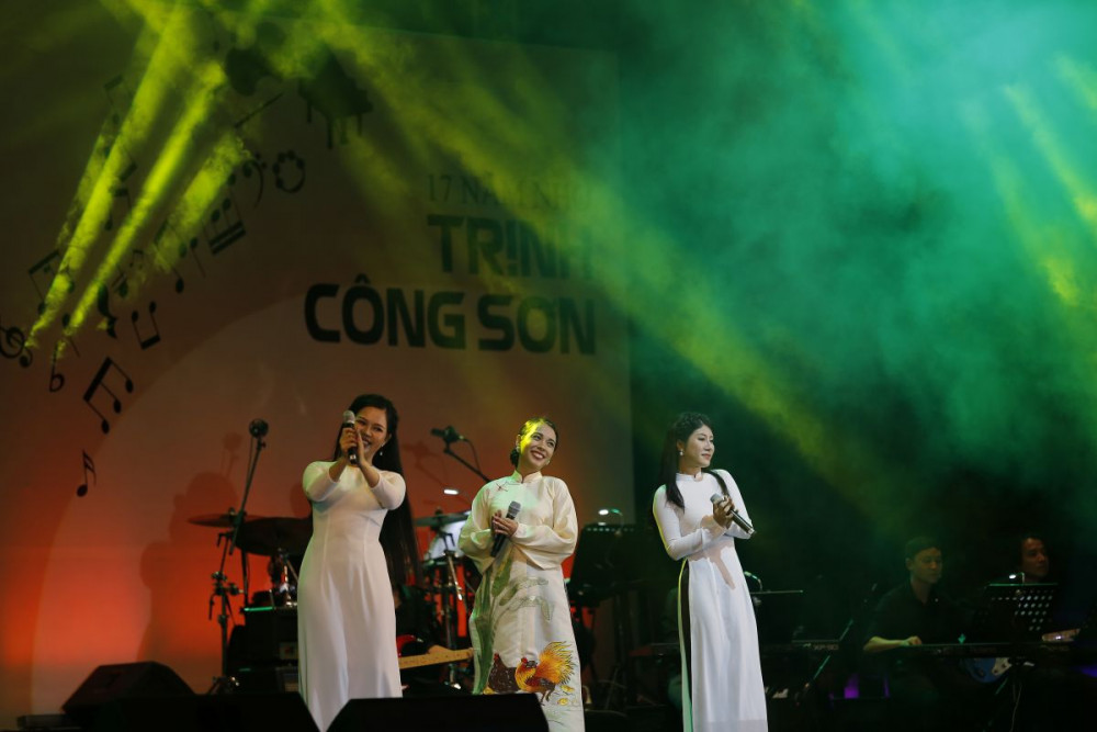 Như mọi năm, thời điểm này các đêm nhạc tưởng nhớ Trịnh đã được thông báo thời gian nhưng năm nay, có lẽ mùa nhạc Trịnh vắng bóng vì dịch COVID-19.