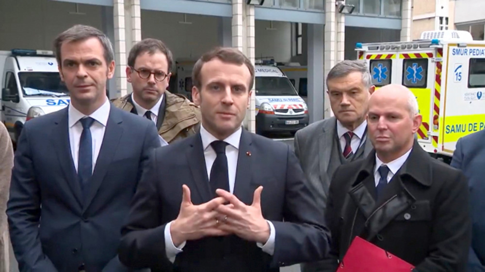 Hôm 11/3, Tổng thống Pháp Emmanuel Macron phát biểu trước quốc dân sau ca nhiễm thứ 1.784 được ghi nhận, với 33 trường hợp tử vong. “Chúng ta chỉ mới bắt đầu với dịch bệnh này…”, ông nói trong bối cảnh 372 ca nhiễm mới được xác nhận chỉ trong 24 giờ - Ảnh: The Connexion France