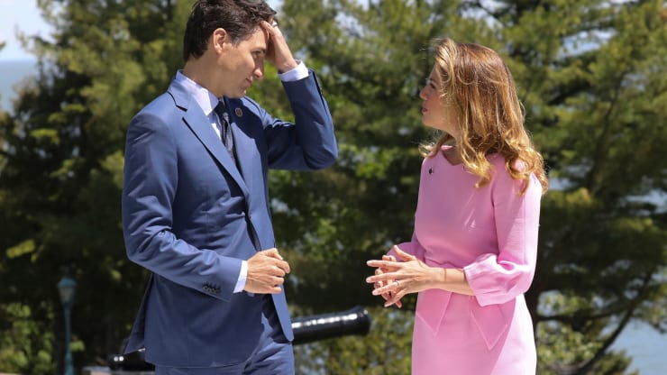 Tuy phu nhân thủ tướng dương tính với COVID-19, bản thân ông Justin Trudeau vẫn khỏe và sẽ không xét nghiệm trừ phi có triệu chứng.