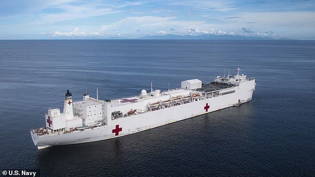 Một tàu bệnh viện của quân đội Mỹ.