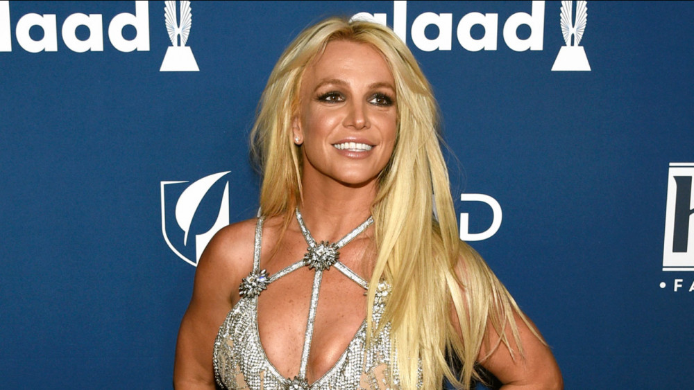 Britney Spears thường xuyên nhận chỉ trích trên mạng xã hội vì đăng các hình ảnh sinh hoạt đời thường, không chú ý đến ngoại hình.