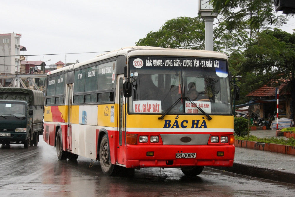 Xe buýt tại Hà Nội sẽ dừng hoạt động từ ngày mai.