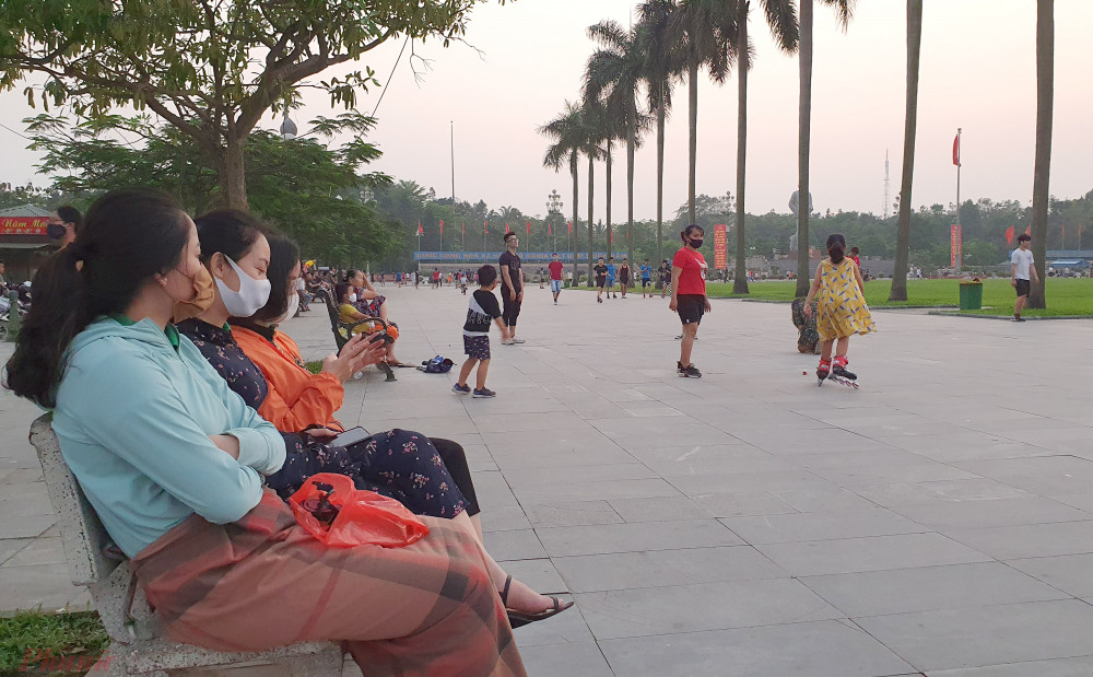 Nhiều người cho rằng Nghệ An vẫn còn an toàn nên chưa đeo khẩu trang nơi công cộng