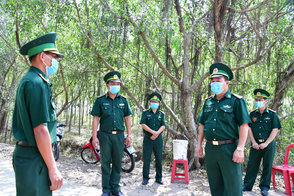 Dù đối mặt với nhiều khó khăn nhưng Bộ đội Biên Phòng ở Tây Ninh luôn giữ vững tinh thần, quyết tâm hoàn thành nhiệm vụ.