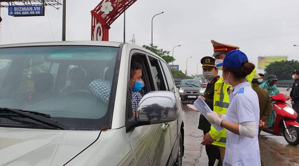 Trước đó tại Thái Bình cũng tiến hành kiểm soát phương tiện từ vùng có dịch vào thành phố.