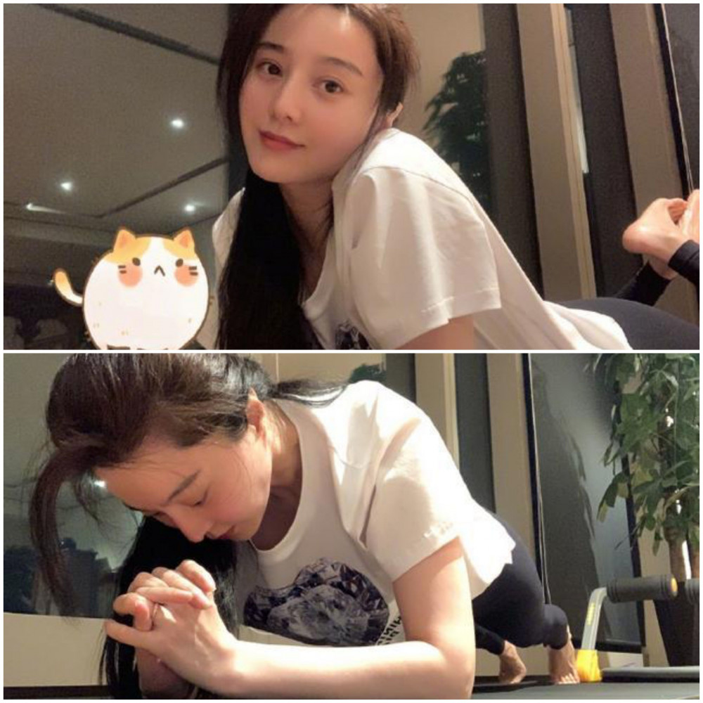 Trong khi đó, Phạm Băng Băng đăng tải những hình ảnh tích cực luyện tập thể dục tại nhà trên Weibo (mạng xã hội lớn nhất tại Trung Quốc) kèm dòng chữ: “Tôi kiệt sức”. Gần như không trang điểm những mỹ nhân họ Phạm vẫn cuốn hút khán giả nhờ nước da hồng hào và nụ cười rạng rỡ.