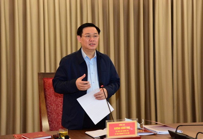Bí thư Thành ủy Hà Nội Vương Đình Huệ đề xuất kéo dài chỉ thị 16 tới hết tháng 4