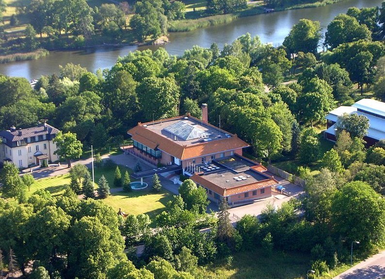 Đại sứ quán Trung Quốc tại Stockholm, Thụy Điển.