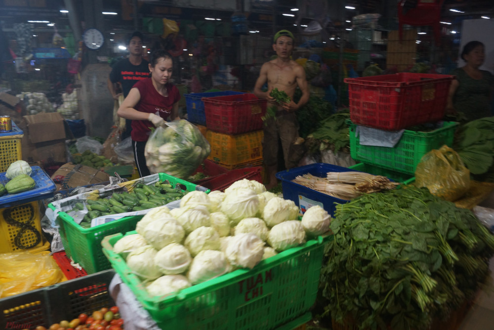 Cả 3 chợ đầu mối nông sản, thực phẩm (Bình Điền, Hóc Môn, Thủ Đức) của TPHCM đều đáp ứng tiêu chí đánh giá an toàn trong phòng, chống dịch