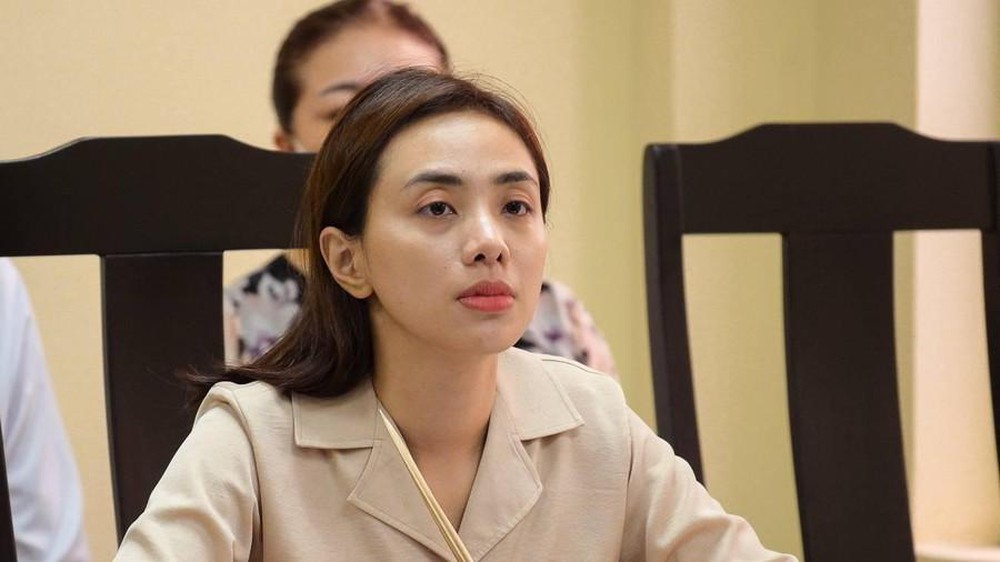 Ca sĩ Miko Lan Trinh được xử thắng kiện trong phiên toà sơ thẩm vào chiều 12/5