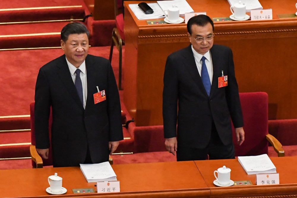 Chủ tịch Trung Quốc Tập Cận Bình (trái) và Thủ tướng Lý Khắc Cường tại cuộc họp ngày 22/5.