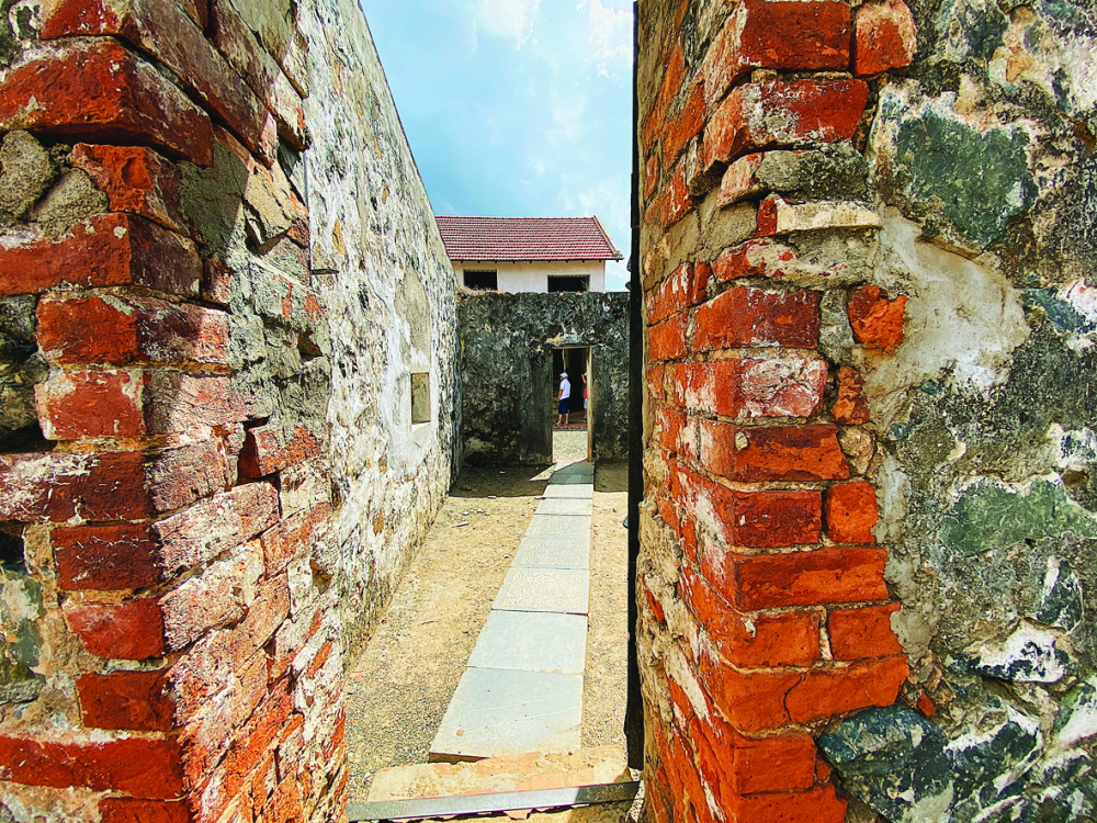 Lối vào bí mật của trại giam “chuồng cọp” ở trại Phú Tường