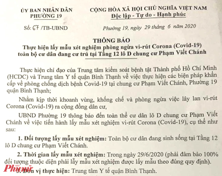 Do kết quả xét nghiệm không rõ ràng của người từng nhiễm SARS-CoV-2, cư dân một phần chung cư Phạm Viết Chánh phải lấy mẫu xét nghiệm