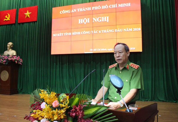 Thượng tướng Lê Qúy Vương phát biểu chỉ đạo hội nghị - ảnh: Công an TPHCM.