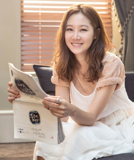 Gong Hyo Jin cởi mở chia sẻ về tình yêu thời trẻ.