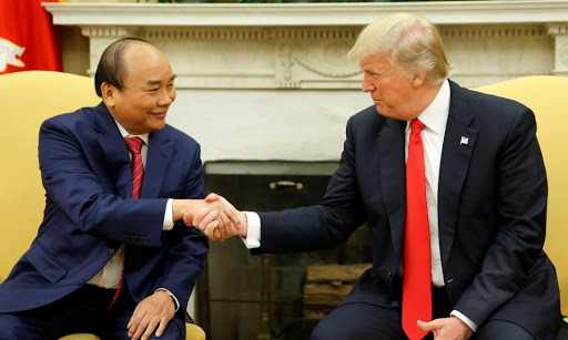 Ngày 31/5/2017, Tổng thống Donald Trump tiếp Thủ tướng Nguyễn Xuân Phúc ở văn phòng phía Tây của Nhà Trắng. (Ảnh: Reuters)