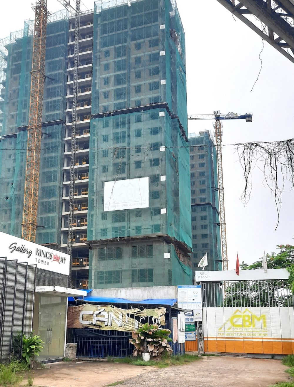 Dự án Kingsway Tower  nằm im gần một năm qua 