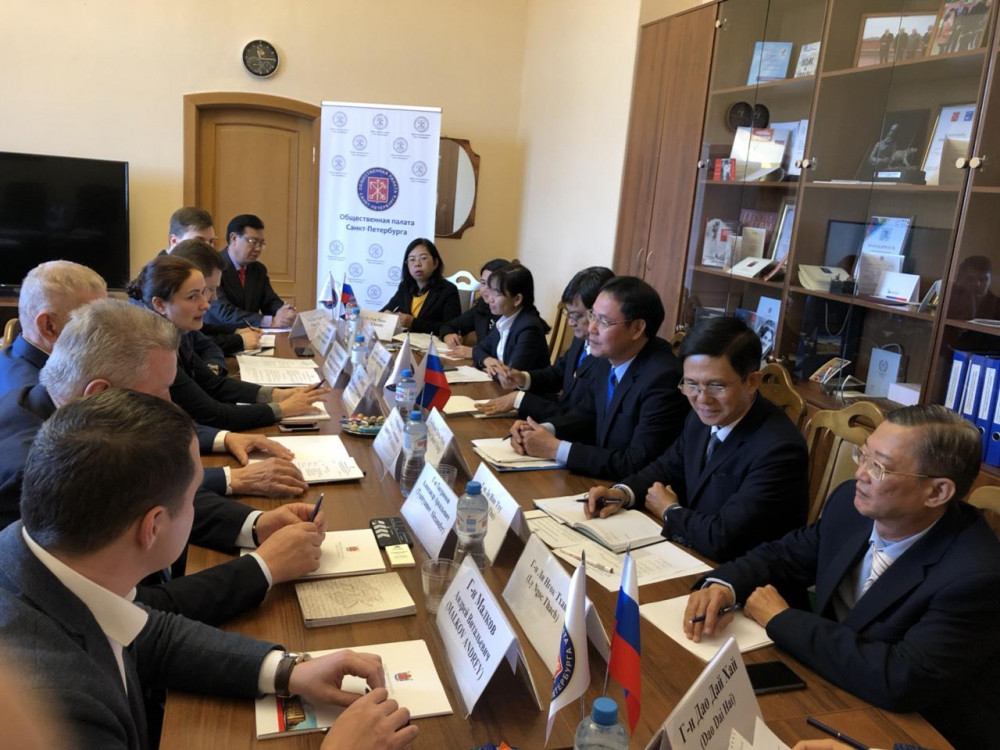 Đoàn công tác của Ủy ban MTTQ Việt Nam TPHCM thăm và làm việc tại Phòng Xã hội, TP. Saint Petersburg, Liên bang Nga - Ảnh: MT