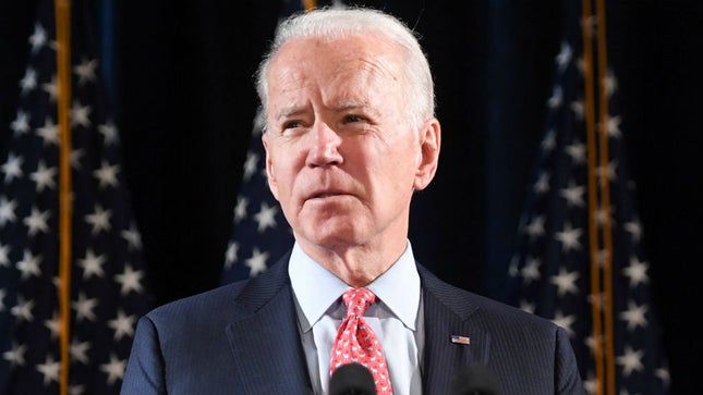 Joe Biden cùng các chính trị gia và nhiều người nổi tiếng khác bị hack tài khoản Twitter.