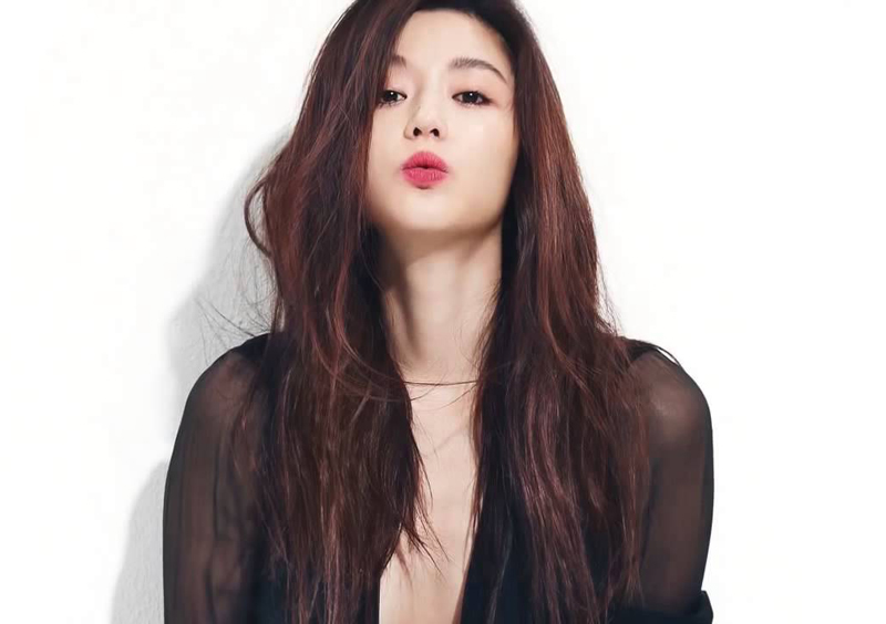 Jun JI Hyun hạnh phúc khi có nhiều thời gian bên con.