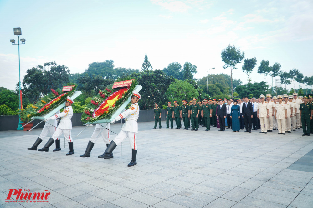 Nghi thức dâng hoa