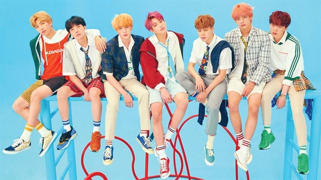 BTS sử dụng vũ đạo mang phong cách Pungmul - một điệu nhảy cổ của Hàn - tròn bản hit Idol.