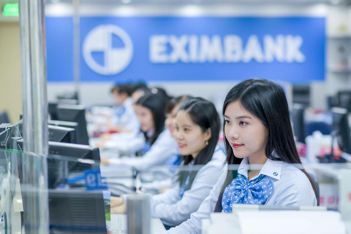 Ngân hàng Eximbank phải tạm ngưng hoạt động vì nhân viên tiếp xúc trực tiếp với ca nhiễm COVID-19