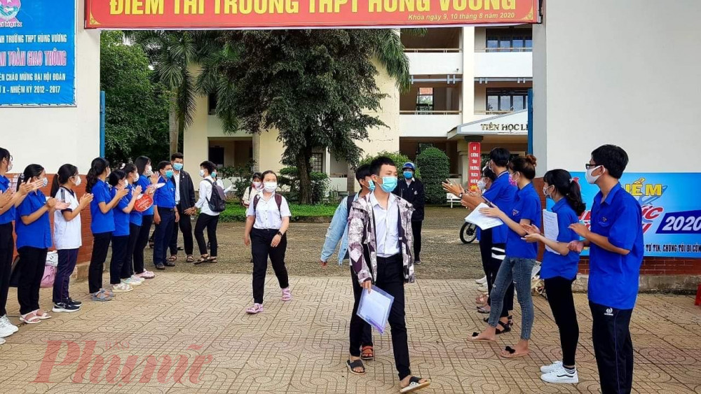 Thí sinh ở Bình Phước - Ảnh: Đậu Tất Thành