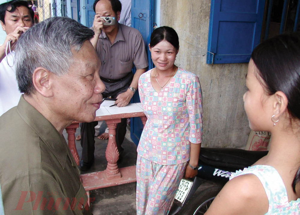 Nhiều năm sau đó, khi đương chức hay đã nghỉ hưu, đồng chí Lê Khả Phiêu không quên tranh thủ về thăm người dân nơi đây