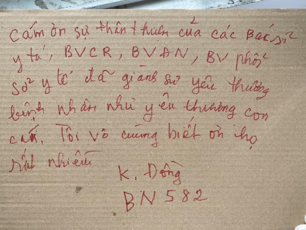 Lá thư đặc biệt của bệnh nhân 582 gửi đến các bác sĩ đã giúp mình vượt cửa tử