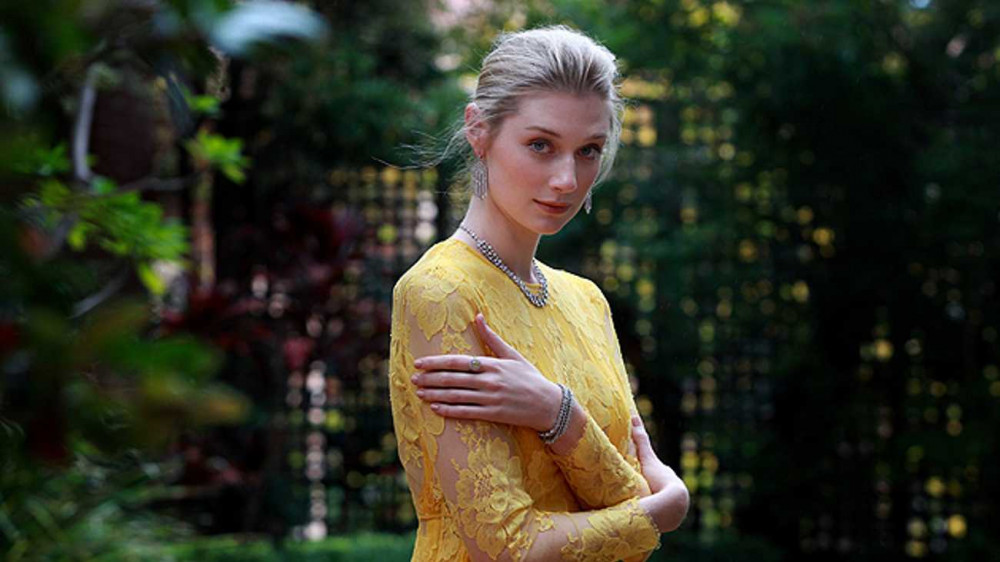 Elizabeth Debicki đảm nhận vai công nương Diana trong hai phần 5 và 6 của The crown