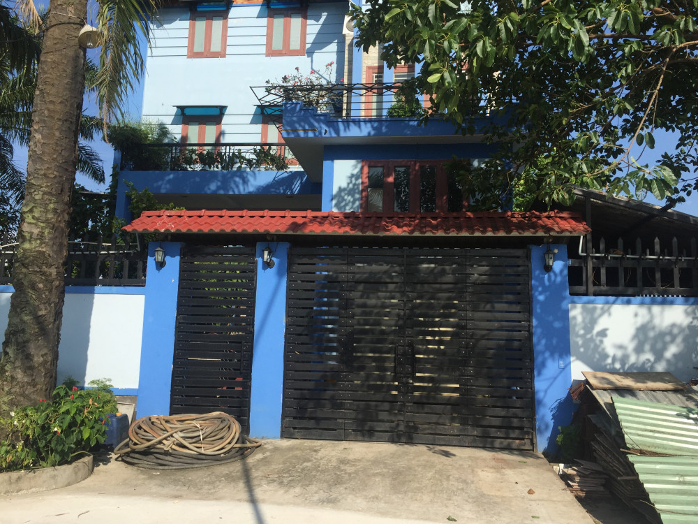 Một căn nhà ở khác cũng xây dựng không phép trong dự án Nam - Nam Sài Gòn 