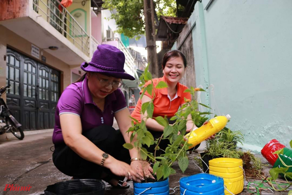 Phát huy vai trò phụ nữ tham gia bảo vệ môi trường 