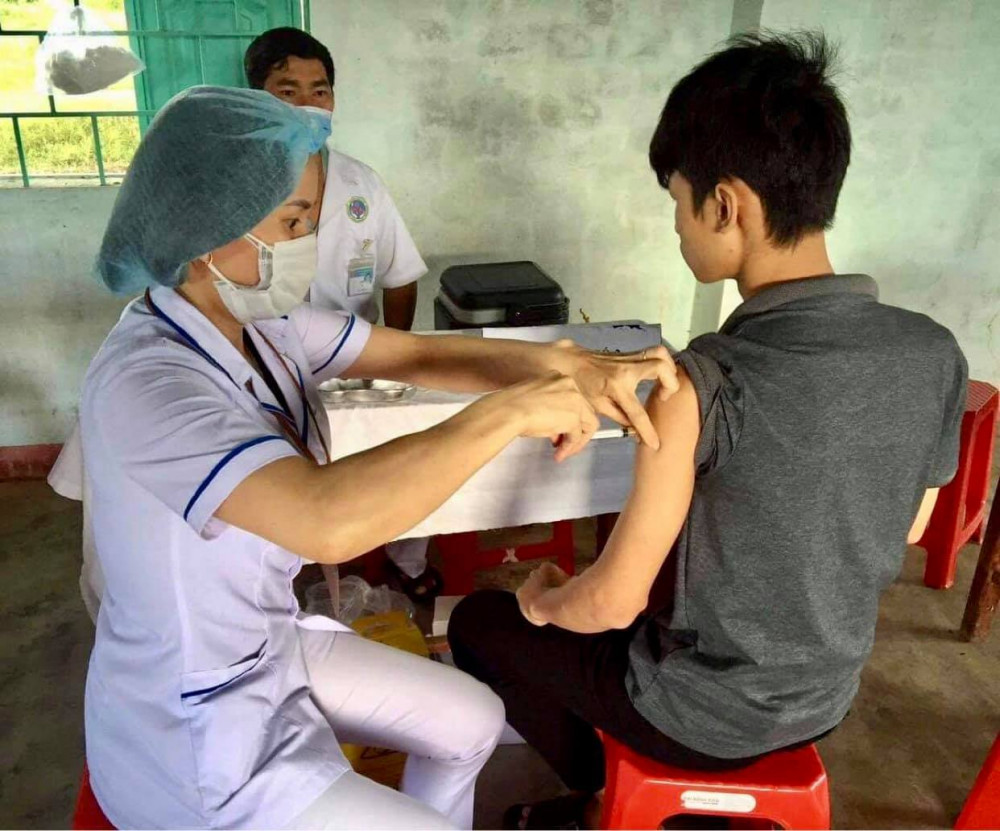 Tiêm vắc xin Td phòng bạch hầu tại Kon Tum