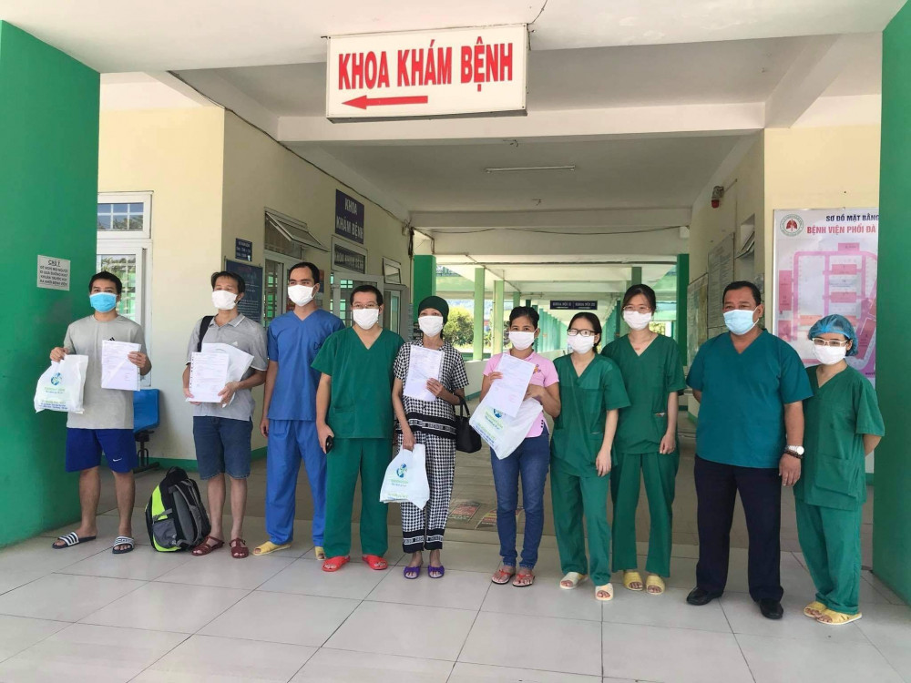 4 bệnh nhân tại Bệnh viện Phổi Đà Nẵng được xuất viện