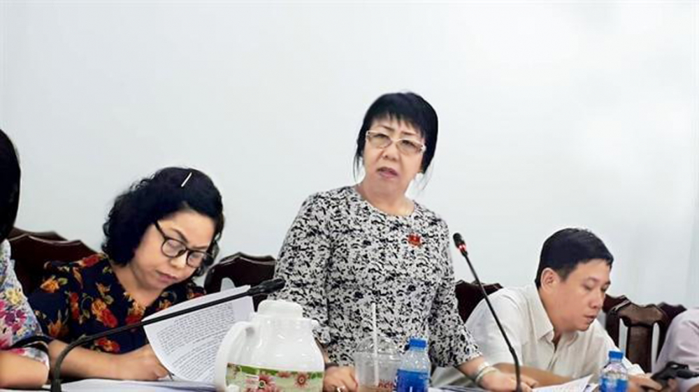 “Vì sao đến thời điểm này vẫn có quận, huyện báo cáo chưa trung thực?” - bà Thi Thị Tuyết Nhung nói thẳng trong một buổi giám sát về thực trạng xâm hại trẻ em - Ảnh: Hạnh Chi