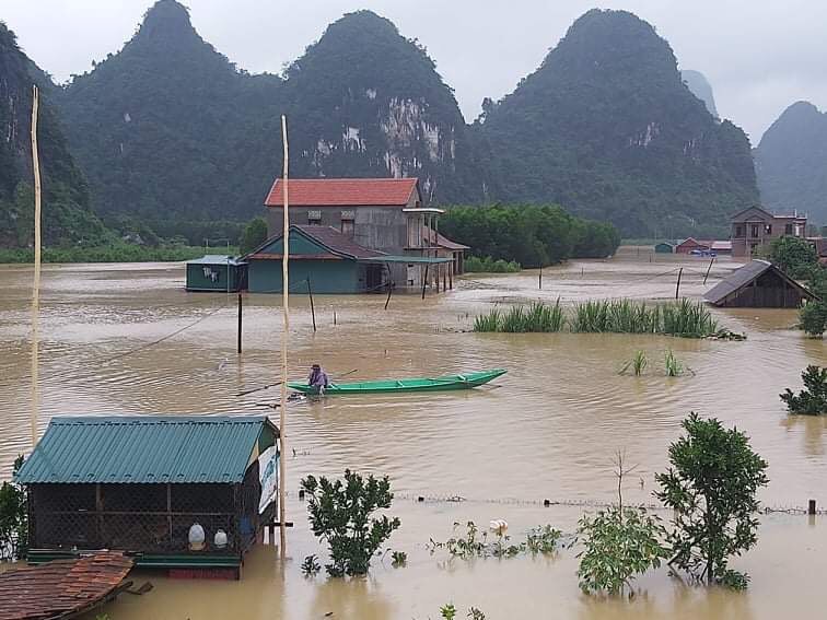 Xã Tân Hóa  huyện Minh Hóa ngập sâu trong lũ