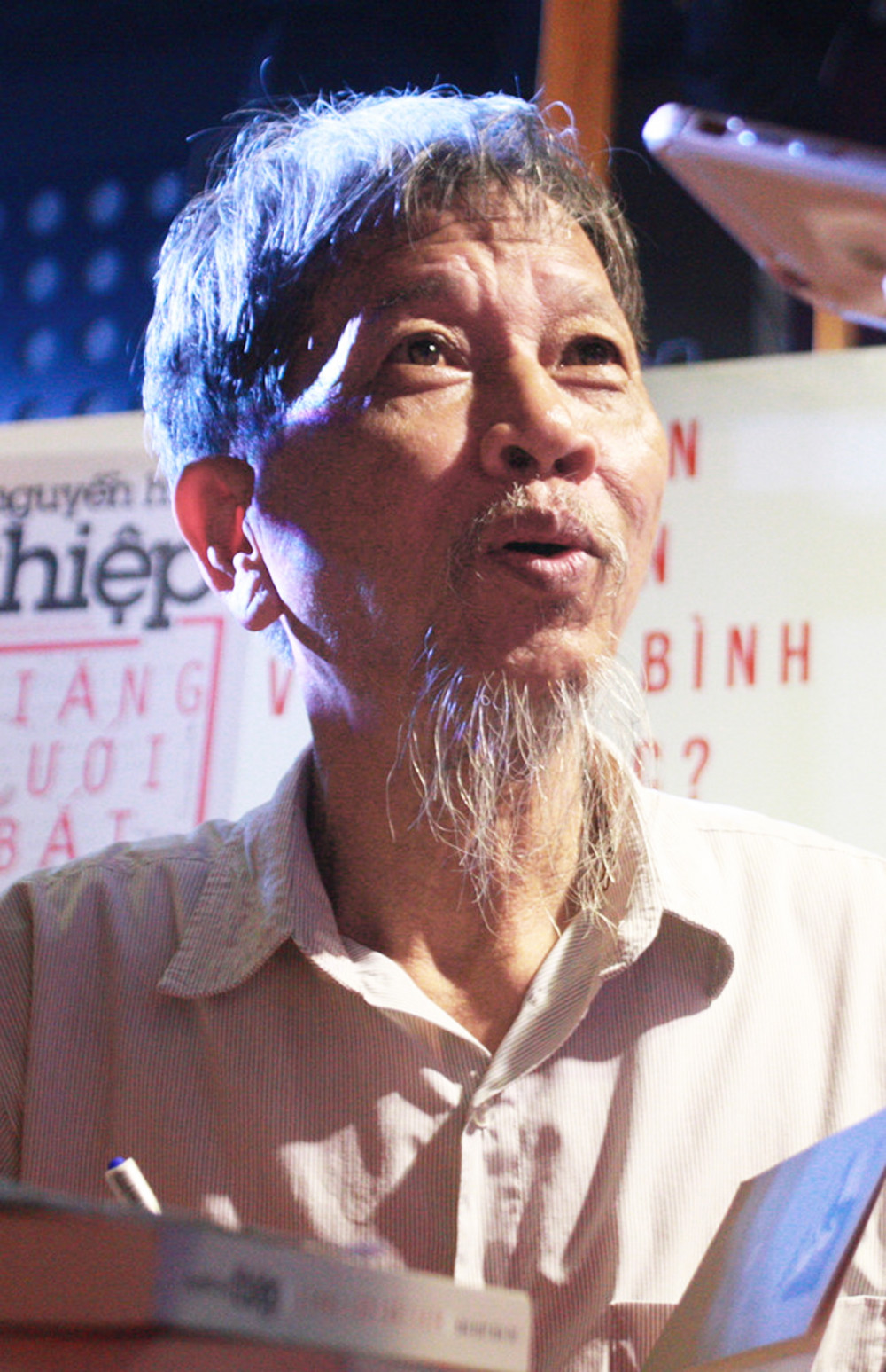 Nhà văn Nguyễn Huy Thiệp trong một sự kiện do NXB Trẻ tổ chức mấy năm trước, khi đó ông còn khỏe.