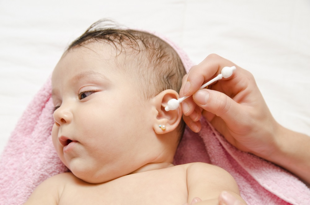 Viêm tai giữa là căn bệnh nguy hiểm hơn rất nhiều so với tưởng tượng. Ảnh: Shutterstock
